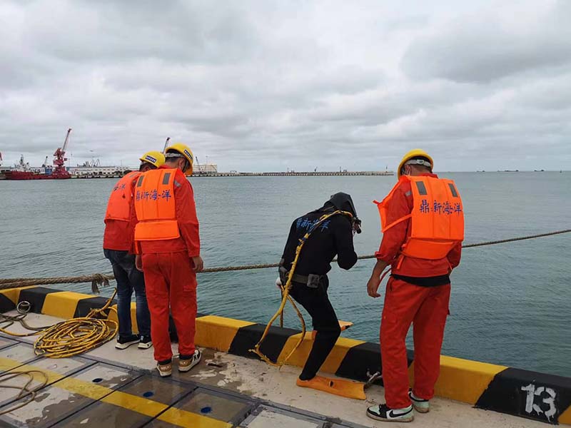 海南海油码头水下施工