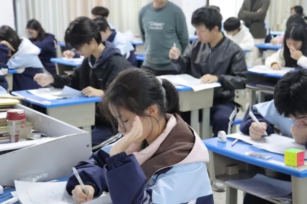 1765187392412741.jpg 衡陽湘南博遠(yuǎn)職業(yè)學(xué)校