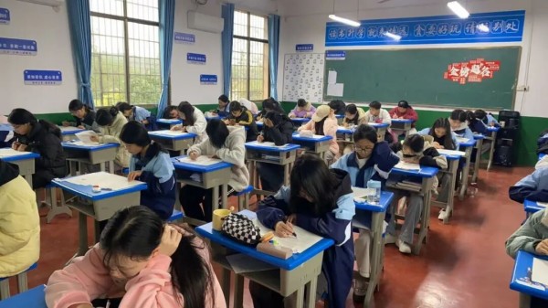 1765187430188595.jpg 衡陽湘南博遠(yuǎn)職業(yè)學(xué)校