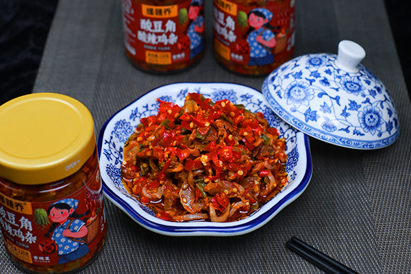 酸豆角酸辣鸡杂