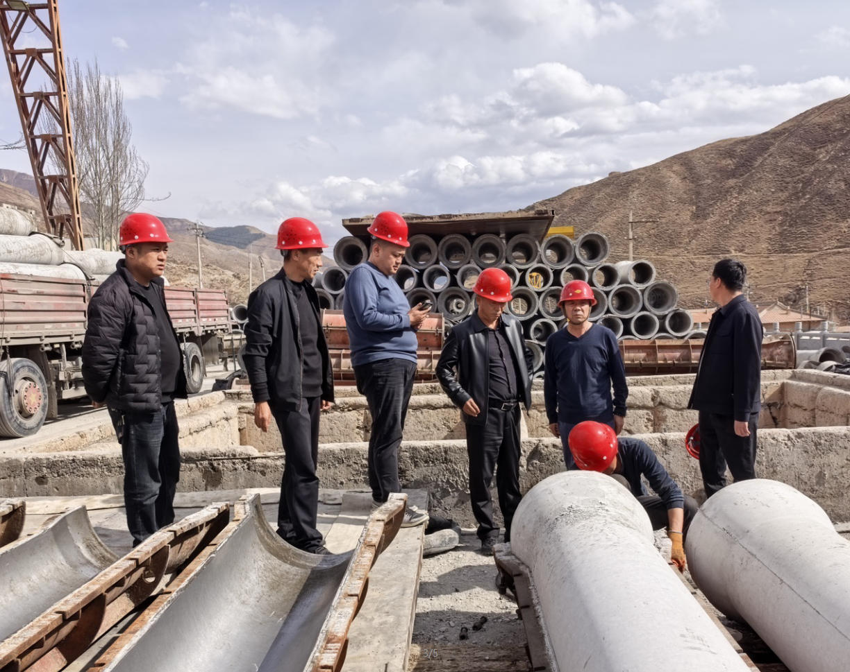 1776038536172768.jpg 艺术围栏