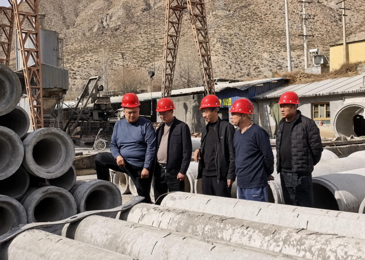 1776038536774888.jpg 艺术围栏