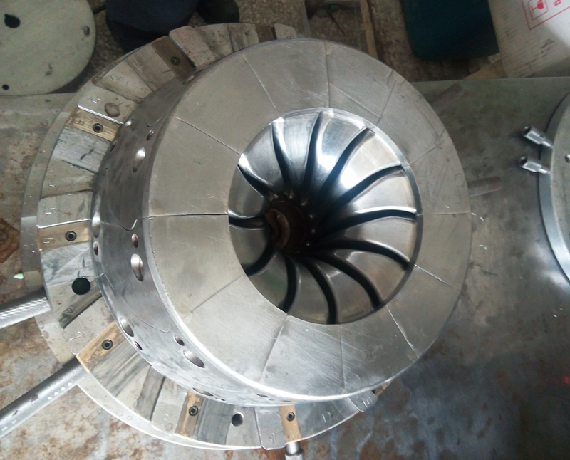 整体涡轮增压器模具