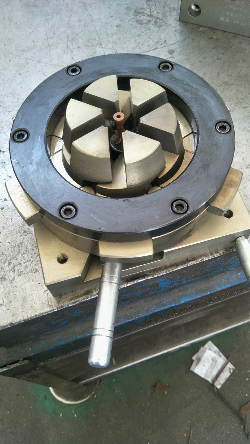 整体小叶片模具